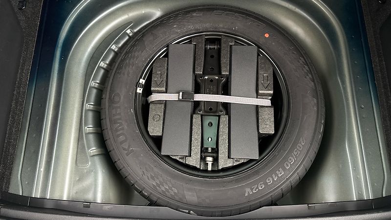 Škoda Octavia 2.0 TDI DSG Style Combi - fotka 20 z 25