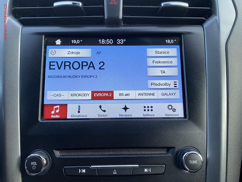 Ford Mondeo (2017) 2.0TDCi, AT, navi, park.asist - fotka 16 z 20