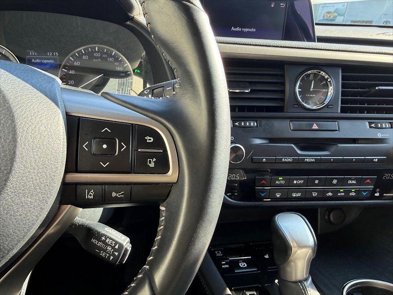 Lexus RX 450h 3,5 Comfort Plus - fotka 13 z 20