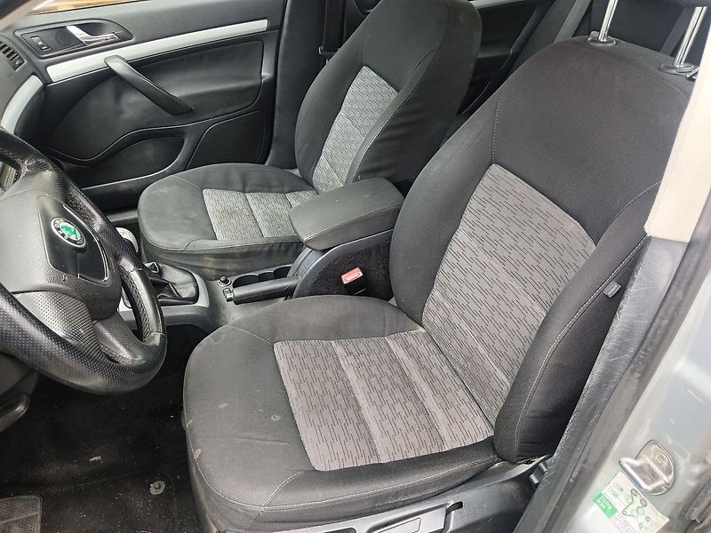 Škoda Octavia 1.9 TDI 4x4 Combi - fotka 14 z 18