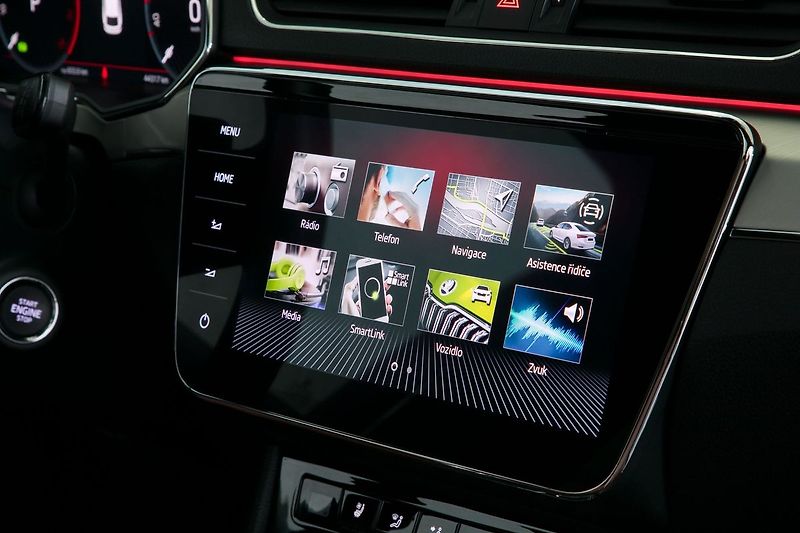 Škoda Superb 2.0TSI 206kW 4x4 L&K Max výbav - fotka 30 z 44