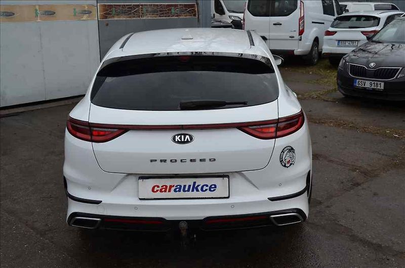 Kia Ceed (2020) 1,4 T-GDI - fotka 5 z 18