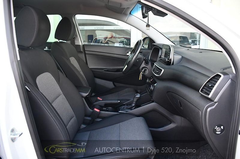 Hyundai Tucson 1,6 T-GDI 130kW 4x4 - fotka 17 z 53