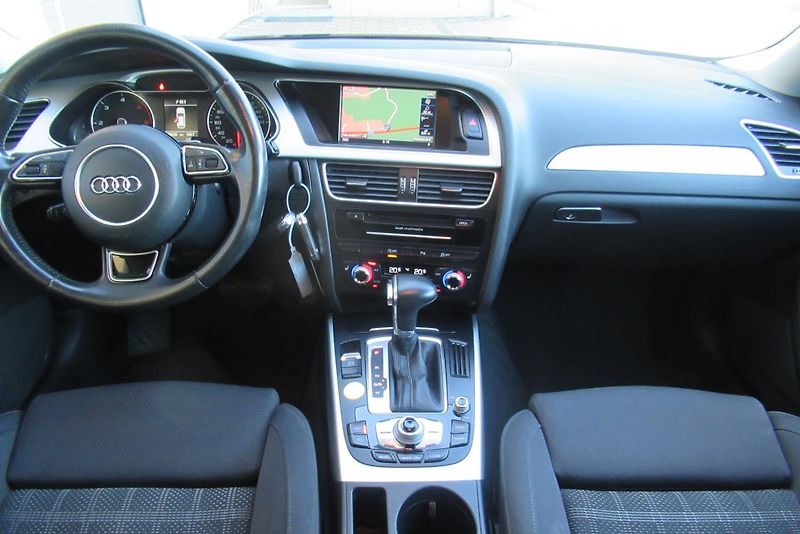 Audi A4 Avant 2.0 TDI AUT. KLIMA  *AUTOMAT* - fotka 10 z 37