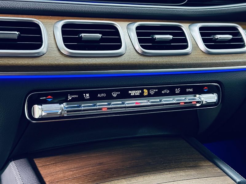 Mercedes-Benz GLE (2022) 350d*4M*AMG*VZDUCH*TAŽNÉ - fotka 18 z 35