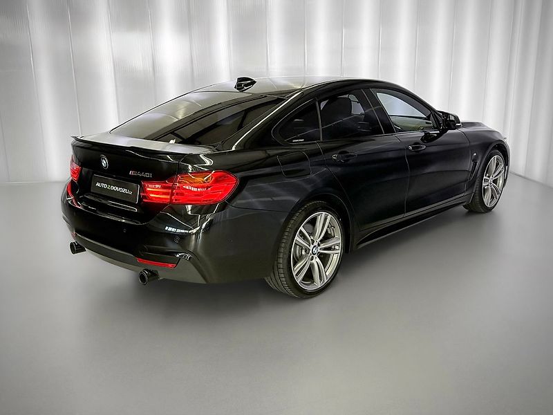 BMW Řada 4 440i xDrive GC M-SPORT, EL. ŠÍ - fotka 7 z 33