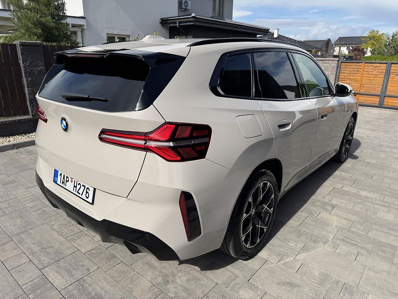 BMW X3 (2025) 20d Xdrive, M-paket, Záruka - fotka 3 z 33