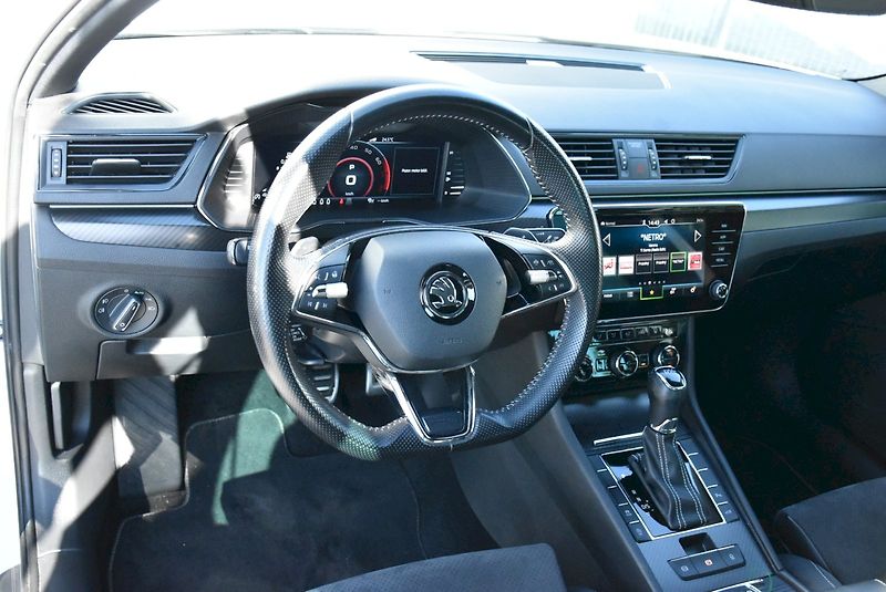 Škoda Superb (2021) Sportline 1.5 TSI DSG - fotka 15 z 35