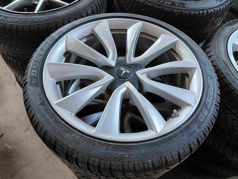 Ostatní _ 19ALU TESLA Model 3 SPORT - fotografie inzerátu