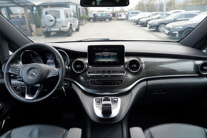 Mercedes-Benz Třídy V V300d XL/Burm/ČR/8 míst/176 KW - fotka 24 z 46