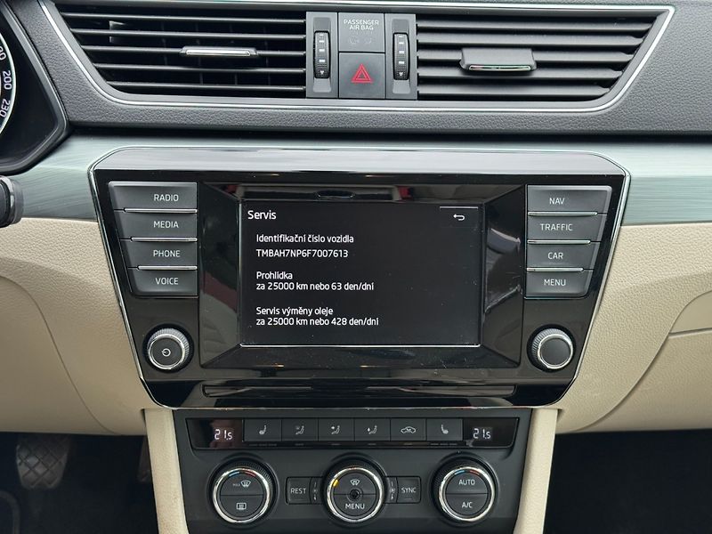 Škoda Superb (2016) Style Plus 2.0 TDI 110kW - fotka 22 z 30