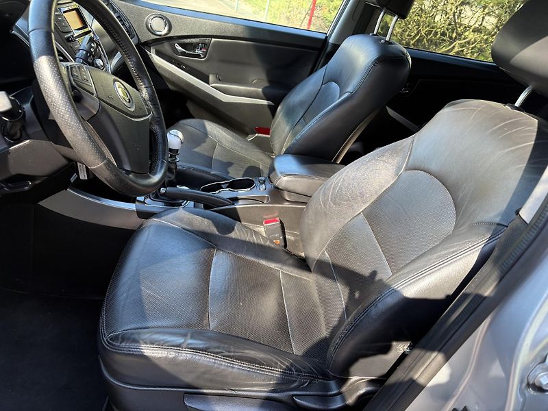 SsangYong Korando (2014) 2.0 TD Sapphire 4x4+ PĚKNÝ VŮZ - fotka 11 z 24