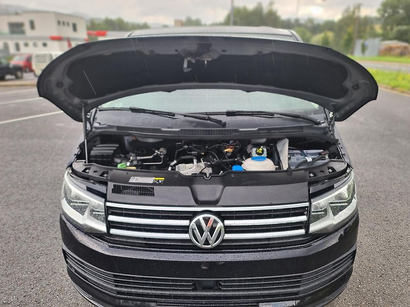 Volkswagen Caravelle (2016) T6 2.0 TDi 110-KW KLIM OLOMOUC - fotka 56 z 87