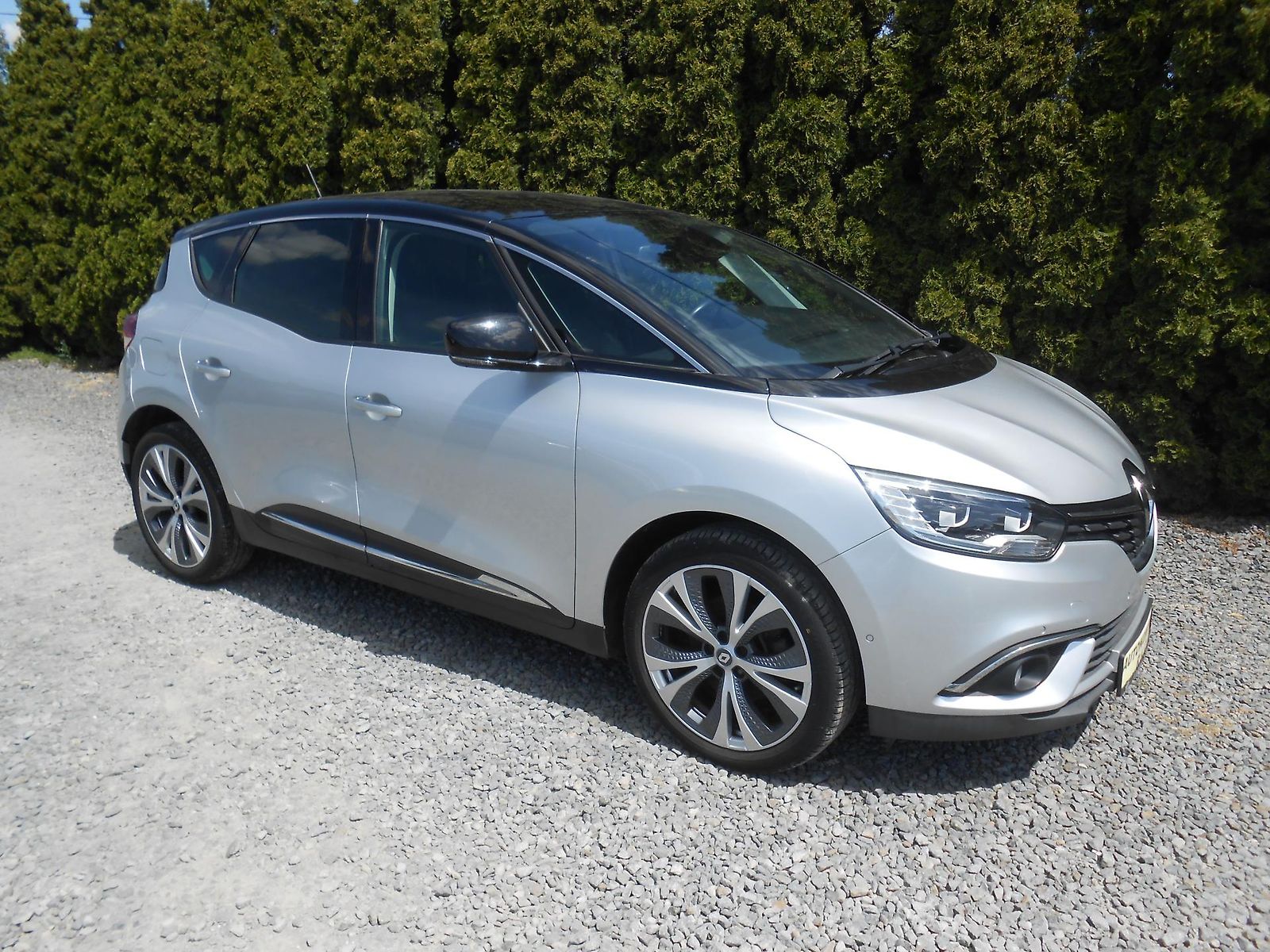 Renault Scénic 1.5DCi, KAMERA,FULL LED,NAVI!