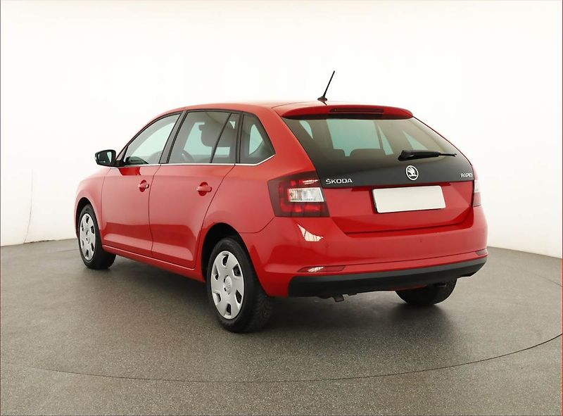 Škoda Rapid (2017) Spaceback 1.0 TSI, Serv.kniha - fotka 4 z 17