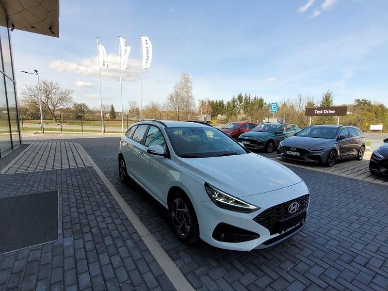 Hyundai i30 (2026) WG 1,6 T-GDI DCT GO CZECH   - fotka 7 z 14