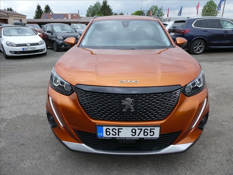 Peugeot 2008 1,2 PureTech 74kW Allure,závěs - fotka 4 z 45