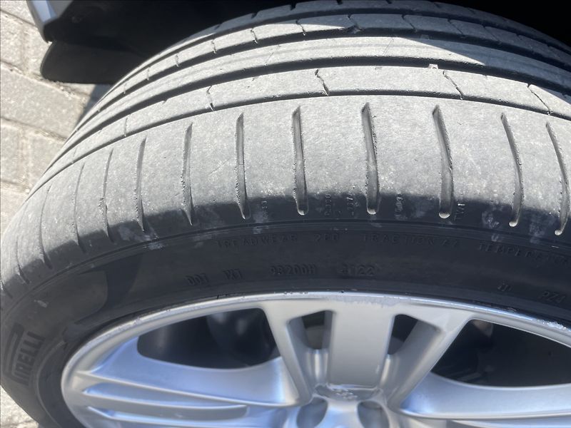 Audi A4 Allroad 2,0 TDi 140kw Quattro Stronic - fotka 28 z 37