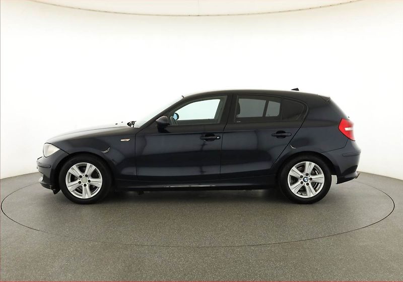 BMW Řada 1 (2008) 118d, po STK, plně pojízdný - fotka 3 z 14