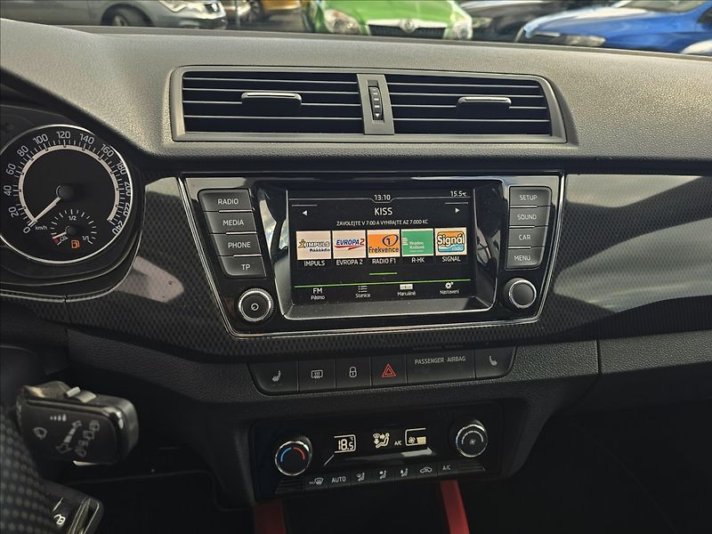 Škoda Fabia III 1,2TSi 81KW Monte Carlo - fotka 18 z 44