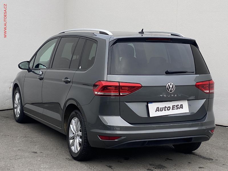 Volkswagen Touran (2018) 1.6TDi, Join, DSG, LED, navi - fotka 6 z 18