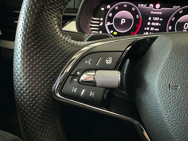Škoda Scala 1,0 TSI Style DSG, plná výbava - fotka 19 z 25