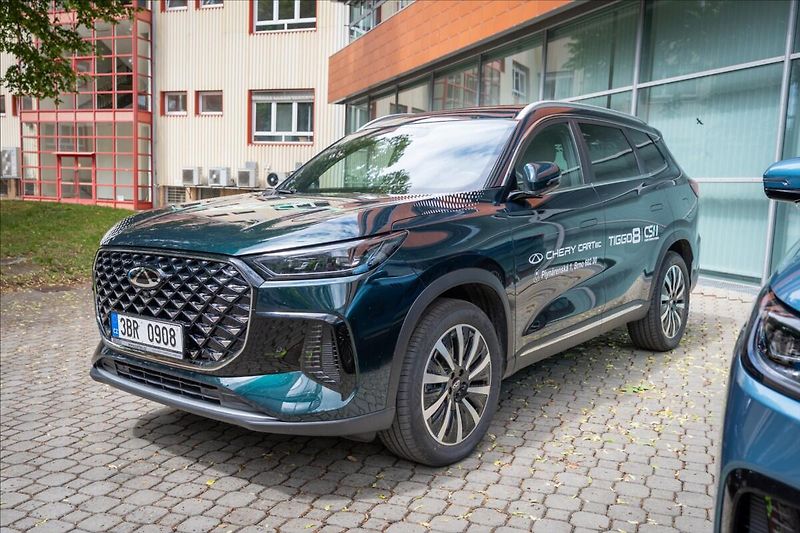 Chery Tiggo 8 PHEV (2025) 1,5 UNIQUE - fotografie inzerátu