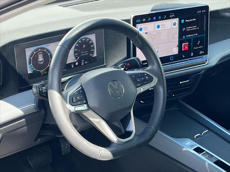 Volkswagen Passat Variant 1,5 eTSi 110kW 7DSG BUSINESS - fotka 6 z 28