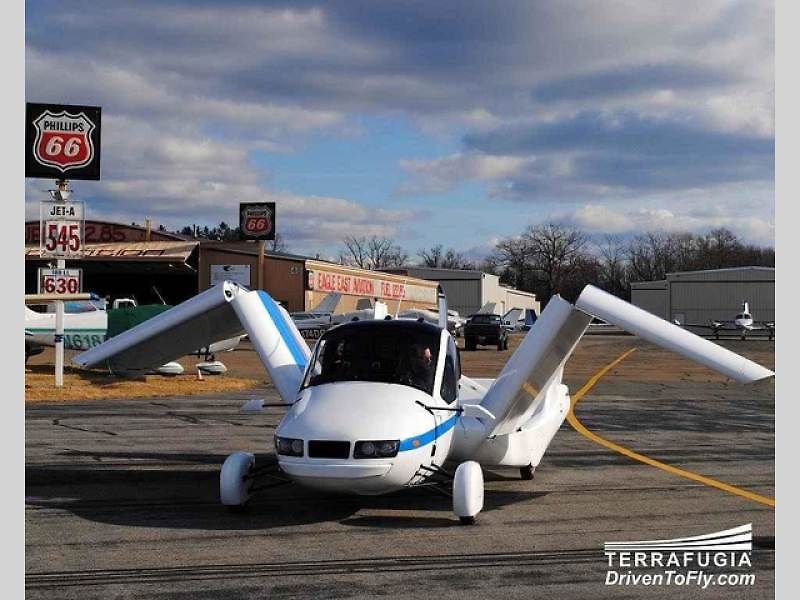 Terrafugia Transition má být první sériově vyráběné létající auto.