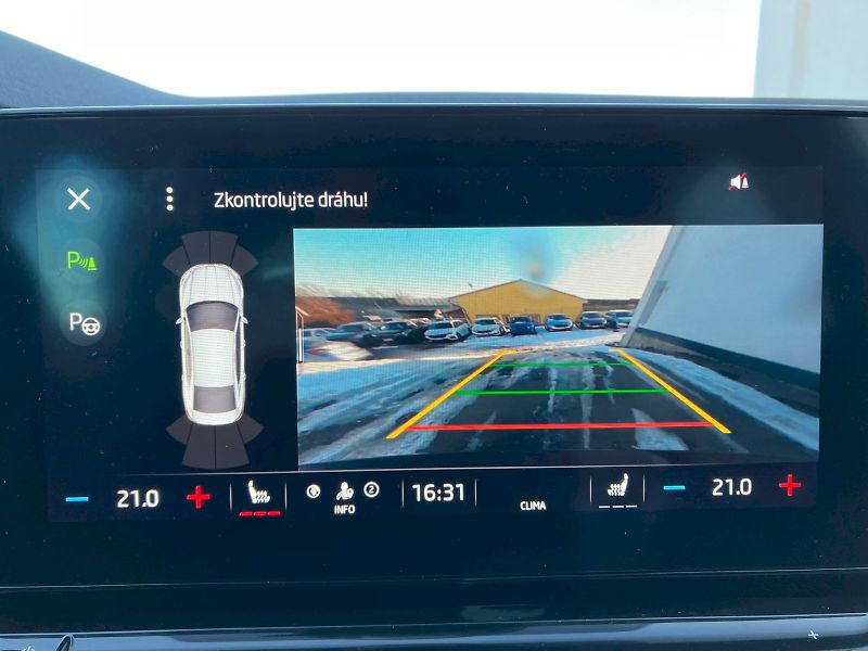 Škoda Octavia (2023) Style 2,0 TDI 110 kW  7 Automa - fotka 32 z 32