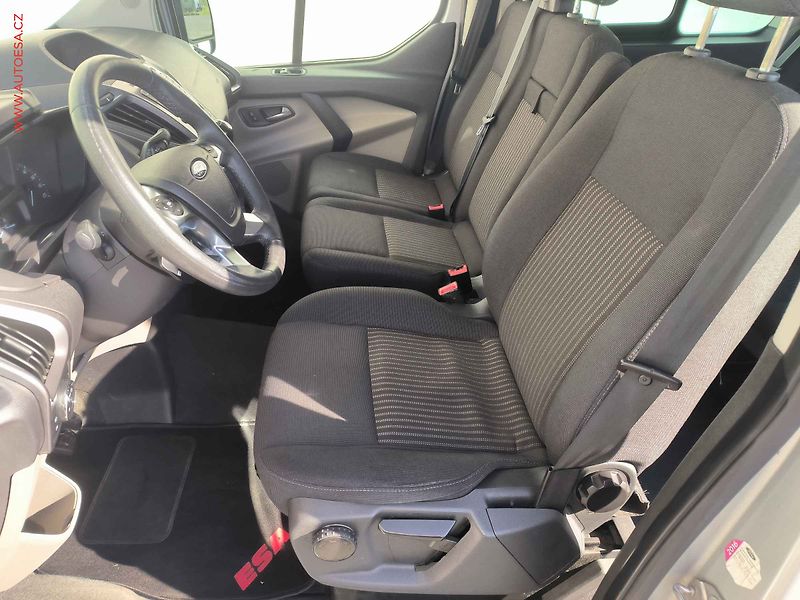 Ford Tourneo Custom (2014) 2.2TDCi L2 9míst, Trend, AC - fotka 9 z 20