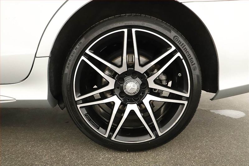 Mercedes-Benz CLS (2016) 350 d 4MATIC, 4X4, Automat - fotka 19 z 19