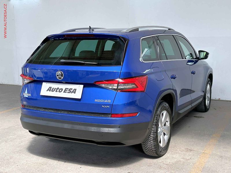 Škoda Kodiaq (2017) 2.0 TDI 4x4, 1.maj,ČR, Style - fotka 4 z 18