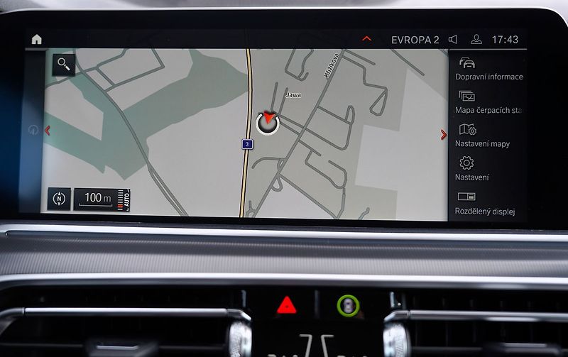 BMW X5 25d xDrive/230 PS/kůže/AT - fotka 35 z 42