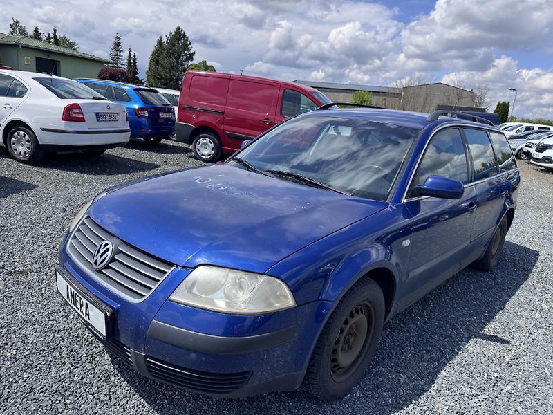 Volkswagen Passat Variant 1.9 TDi 96 kW - fotka 3 z 21