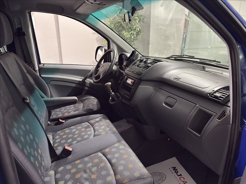 Mercedes-Benz Vito 2,2   CDI ČIDLA TAŽNÉ 6 MÍST - fotka 14 z 26