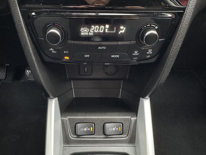 Suzuki Vitara (2017) 1.6iVVT Navi Digi Klima Kamera - fotka 11 z 50