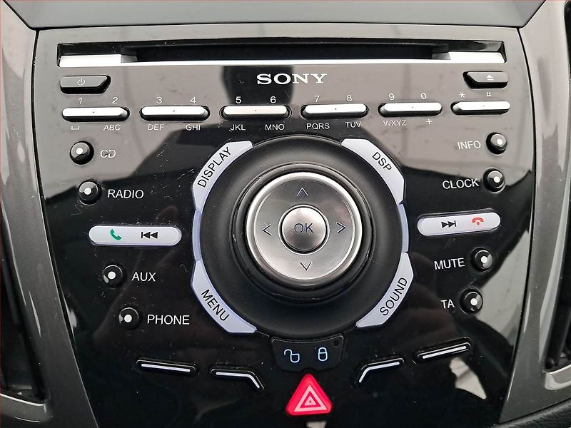 Ford C-MAX (2011) Titanium 1.6 EcoBoost - fotka 13 z 18