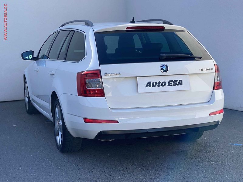 Škoda Octavia (2015) 2.0 TDi, Elegance, DSG - fotka 6 z 19