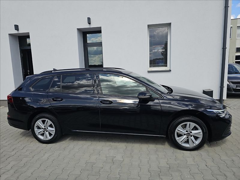 Volkswagen Golf 8 2,0TDi 110KW DSG STYLE - fotka 5 z 41