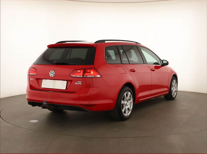 Volkswagen Golf (2016) 1.6 TDI, Park. senzory - fotka 5 z 15