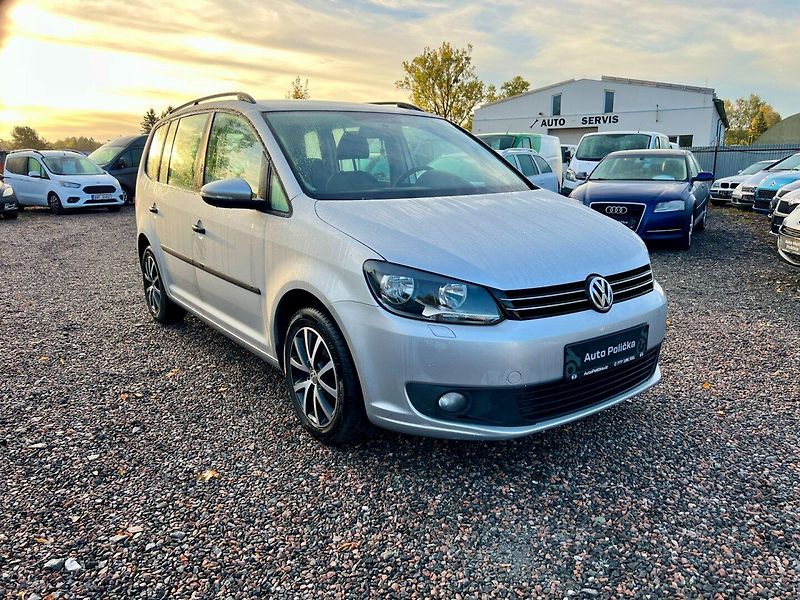 Volkswagen Touran (2012) 1.6 TDI 77 kW DSG - fotka 4 z 19
