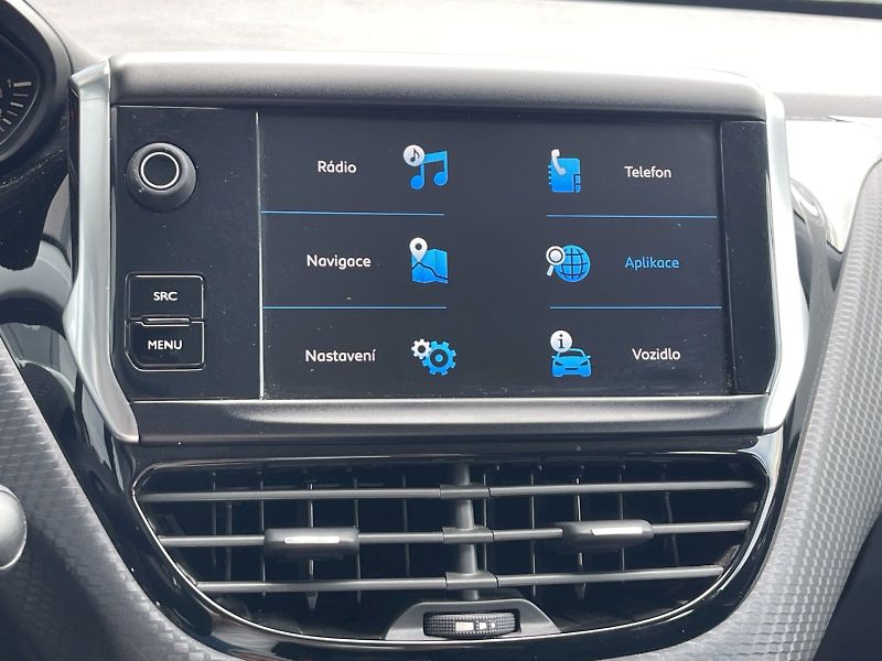 Peugeot 2008 (2018) 1.2i 60 kW PureTech Active - fotka 14 z 33
