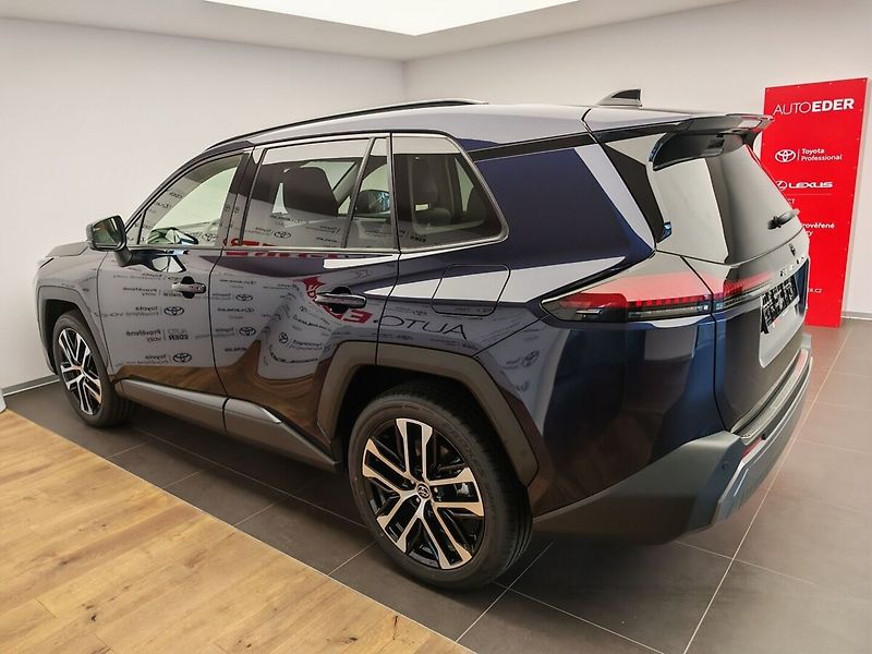 Toyota RAV4 2.5 Hybrid e-CVT 4x4 Executive - fotka 6 z 43