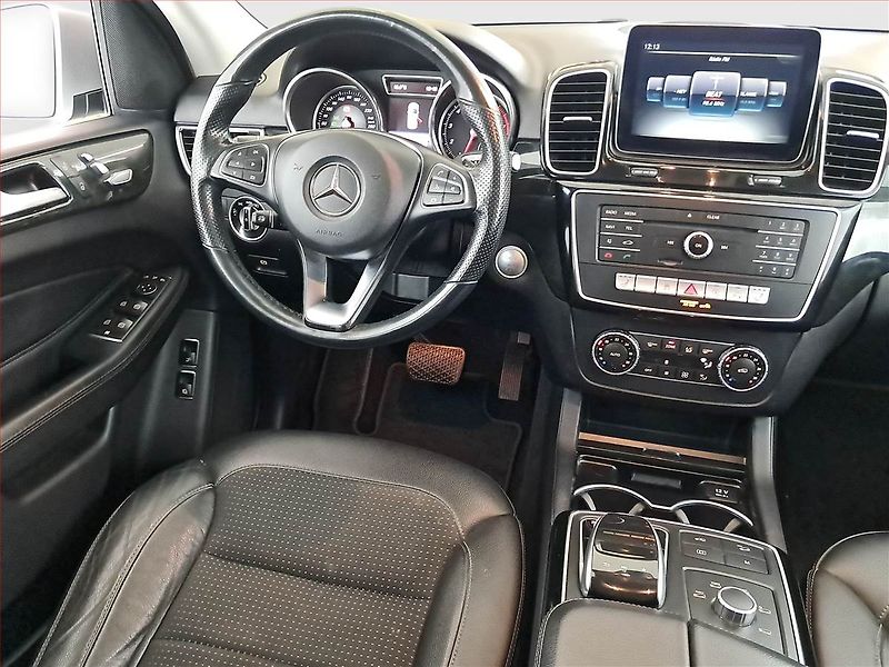 Mercedes-Benz GLE (2016) 400 - fotka 7 z 25