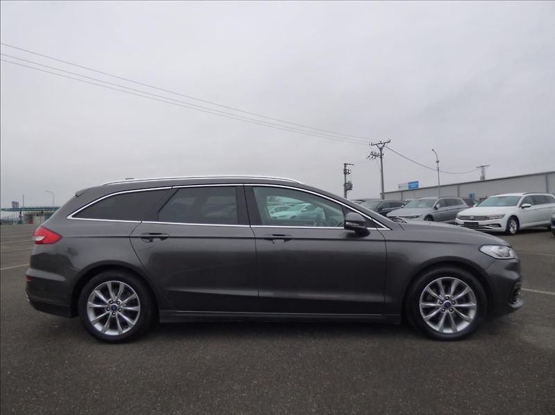 Ford Mondeo 2,0 EcoBlue,140kW,Navi,Keyless - fotka 3 z 58