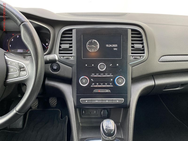 Renault Mégane (2019) 1.3 TCe, 2.maj,ČR, Limited - fotka 12 z 18