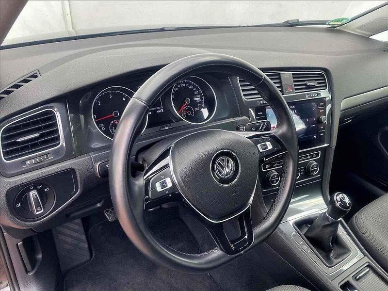 Volkswagen Golf GTI.