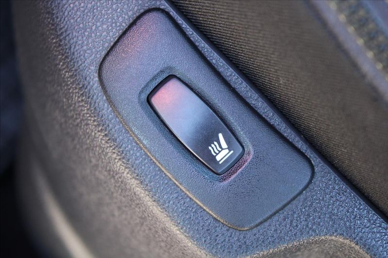 Renault Captur 1,2 TCe  NOVÉ V ČR,1.MAJITEL - fotka 22 z 30