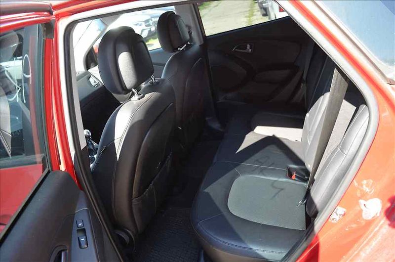 Hyundai ix35 (2014) 1,7 CRDI - fotka 16 z 20